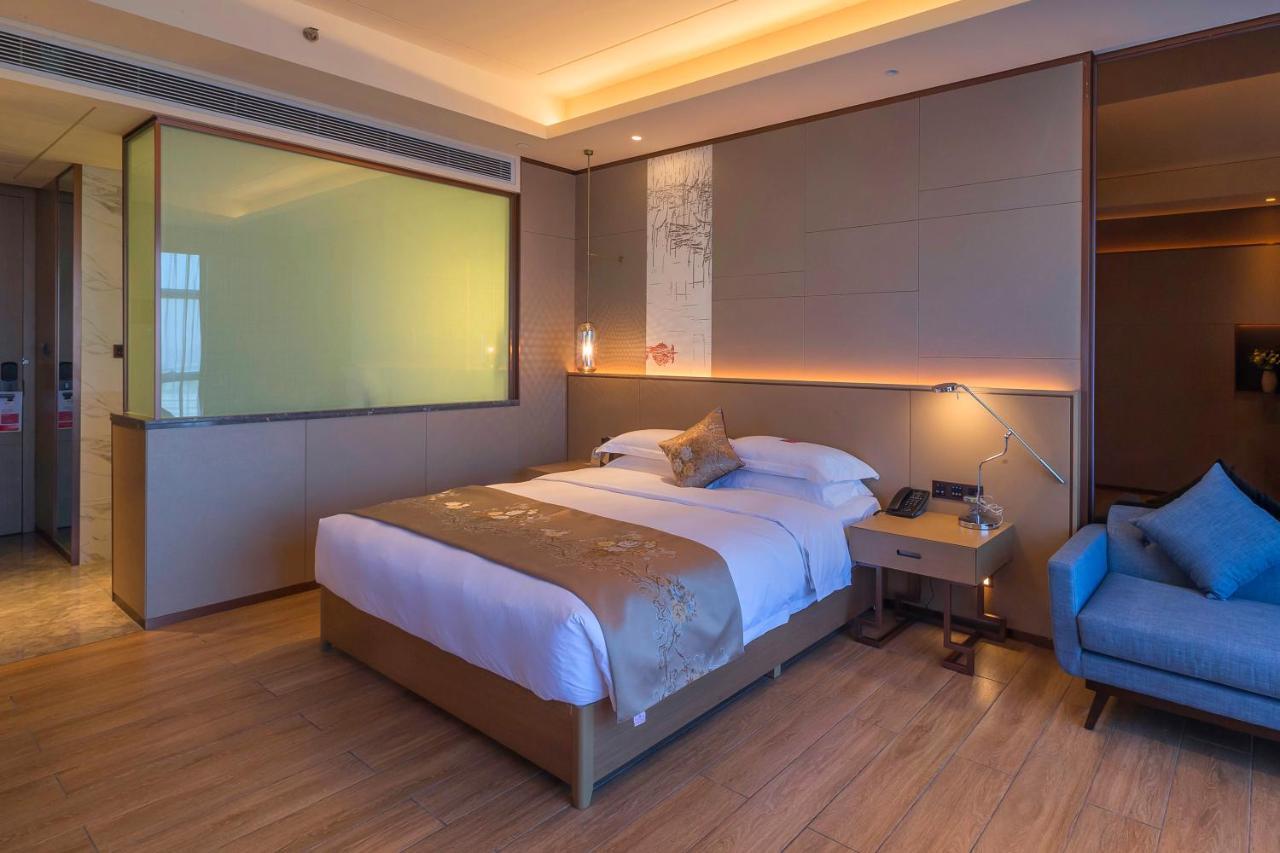 Ramada Plaza By Wyndham Changsha Wangcheng Exteriör bild